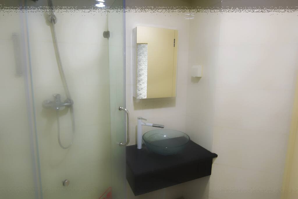 卫生间bathroom