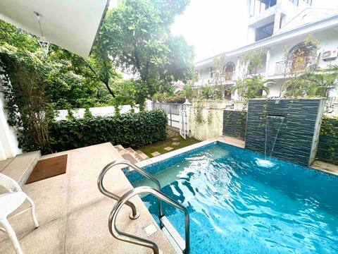 Villa Divino - | Pvt Pool | Terrace | WiFi | Chic