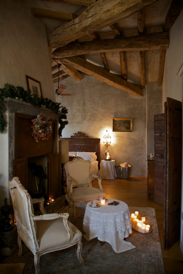 Suite romantica con camera da letto in villa