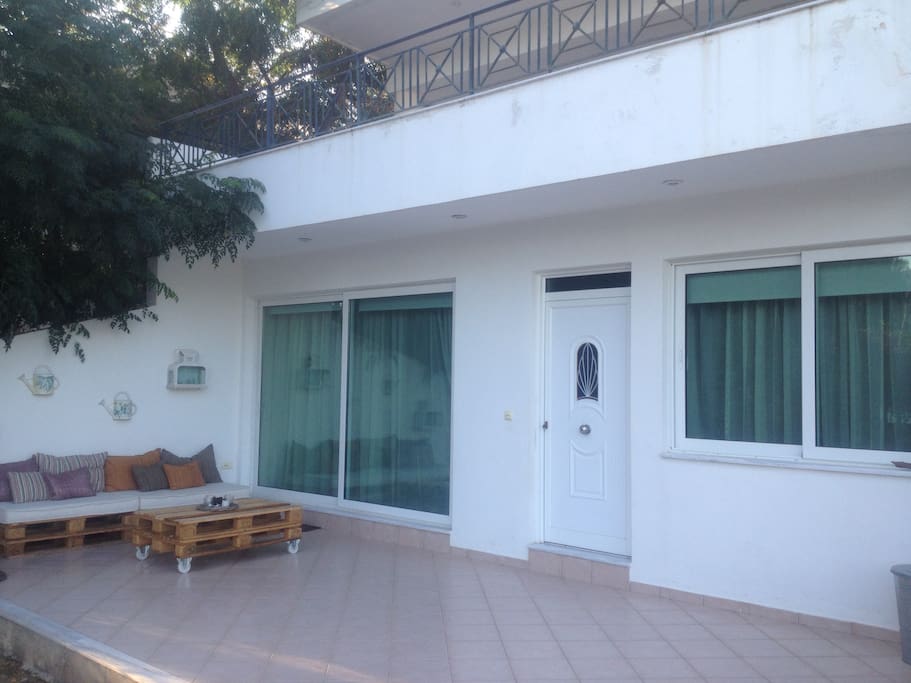 Veranda with sea view