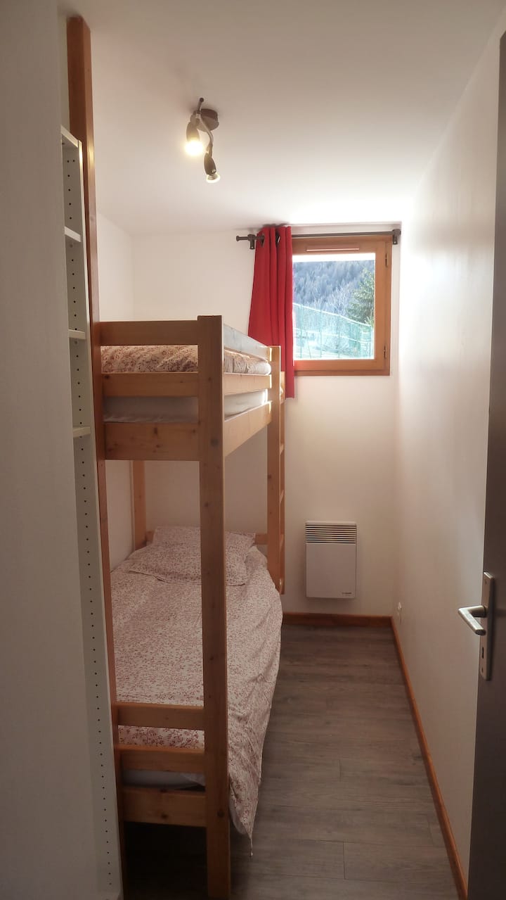 ห้องนอน 1: ชั้น 1