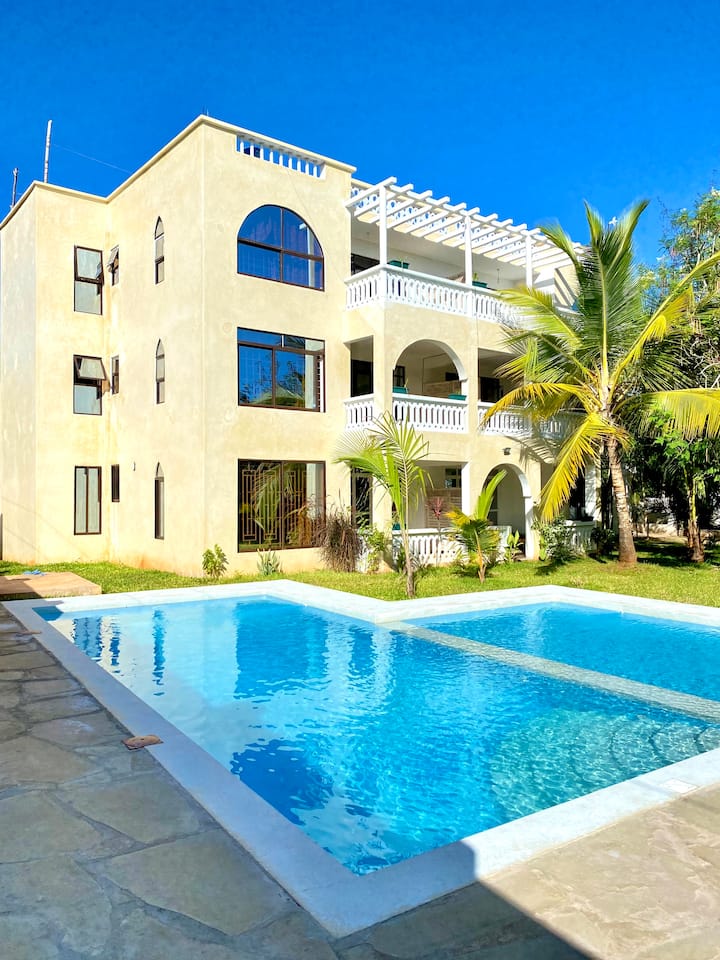 Silentpalms Villa Coastal Escape For 16+ - Diani Beach