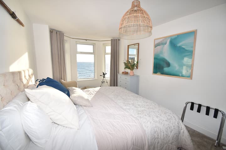 ห้องนอนใหญ่