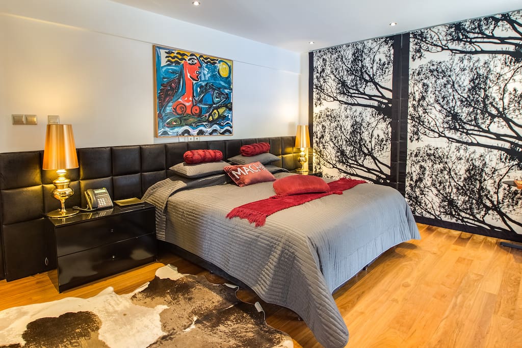 Rock Star House main Bedroom