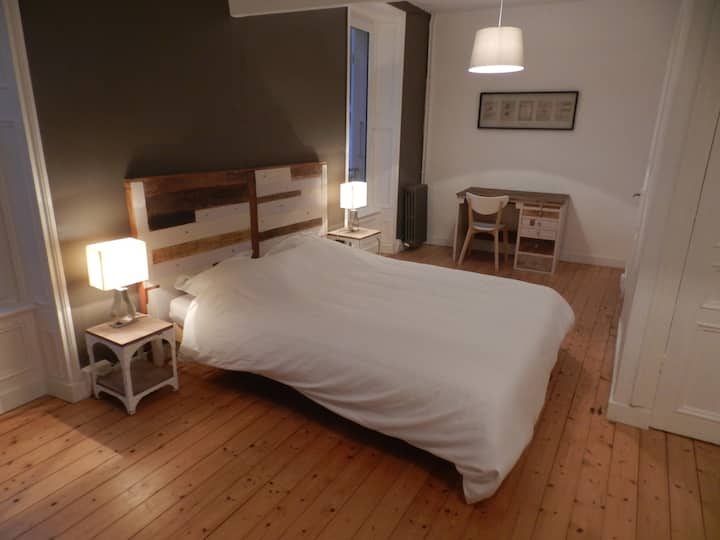 Dhomë gjumi 1 krevat 160