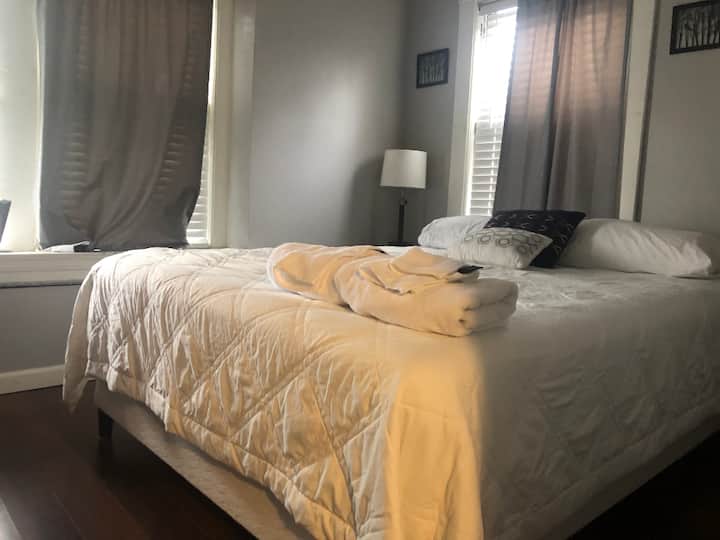 ห้องขนาดควีนไซส์อีกห้อง