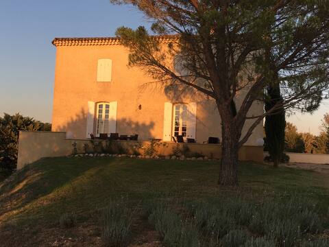 BASTIDE DE CHATEAUNEUF