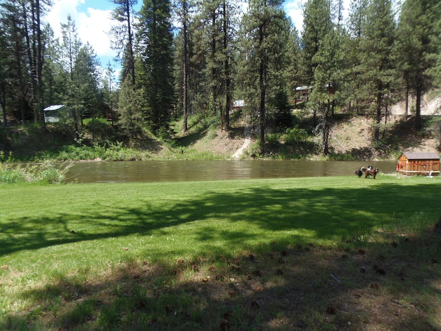 River access, plenty of grass for play and relaxation.