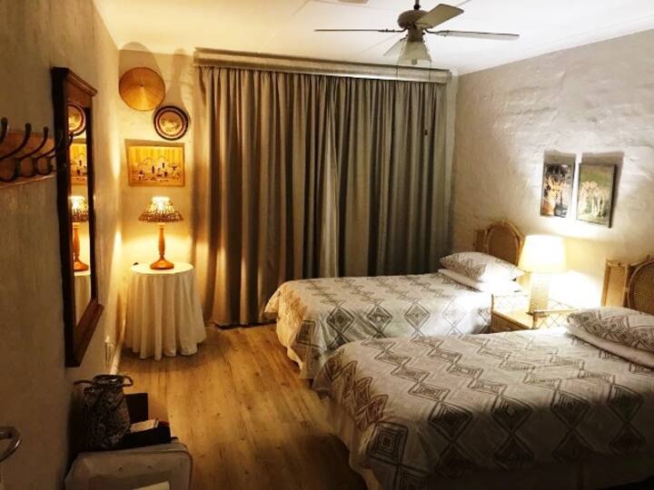 Спалня 3 със самостоятелна баня.