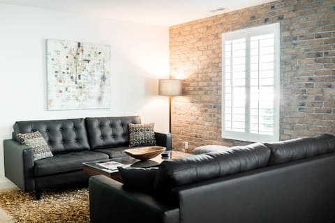 ZION'S MODERN B&B - Heller House Inn - Master