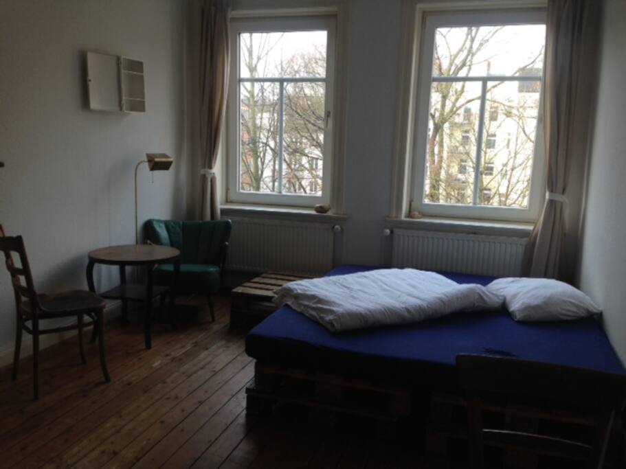 1. Zimmer