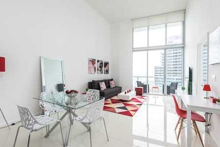 Waterfront Luxury 2Bedrooms IconBrickell w BayView