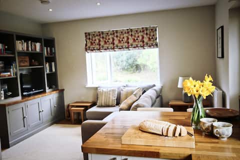 Popular Airbnb listing: Little Croft- Walking paradise close to St Ives in St. Ives
