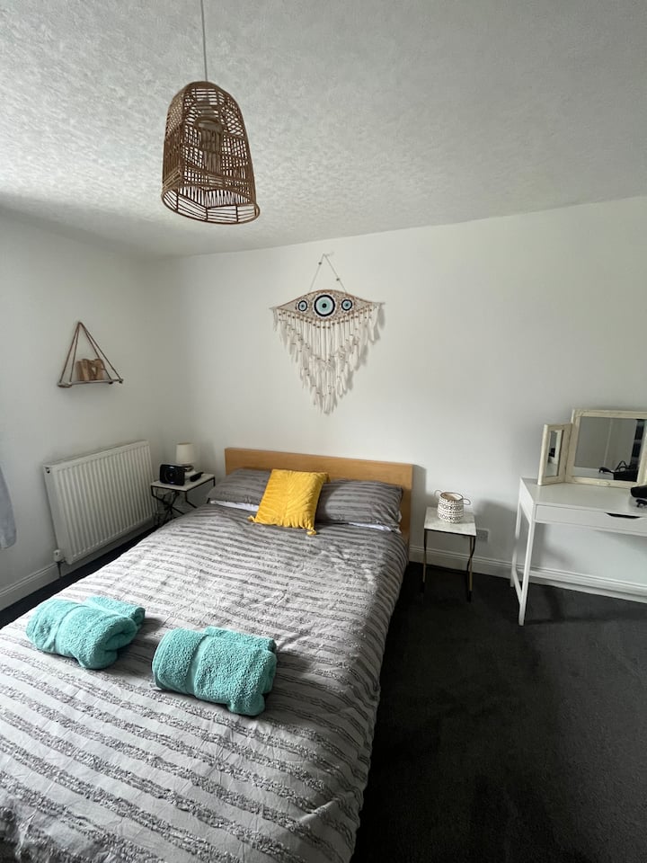 غرفة النوم 2