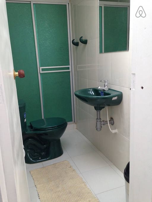 Baño segundo piso