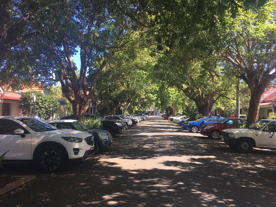 Located on this quiet flat avenue