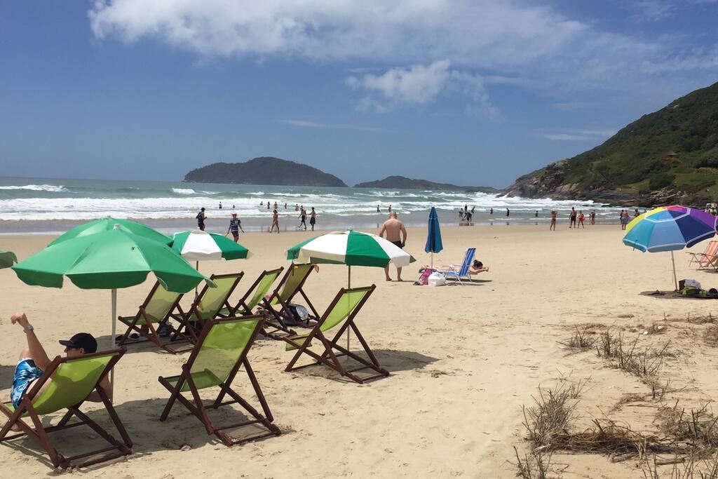 serviço gratuito de guarda sol