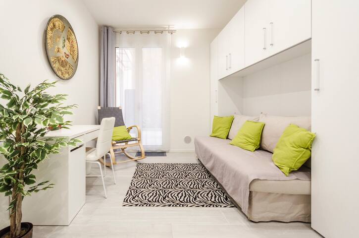 Dimora Santo Stefano: Ampia, con Giardino privato gallery image 4