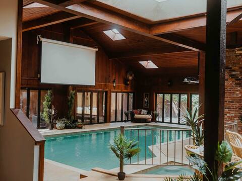 Private indoor mineral pool & spa retreat house