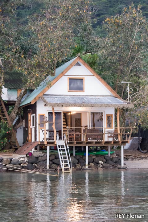 Romantic overwater tahitien bungalow