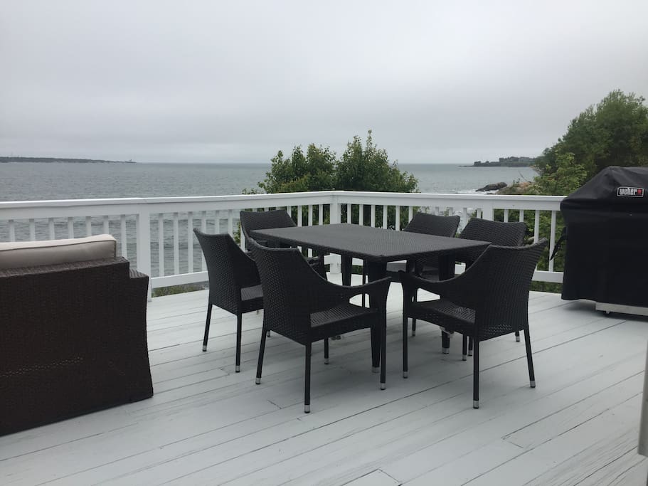 Front Deck Dining Table & Grill