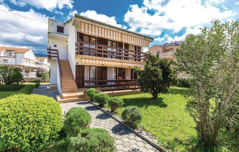 Nice Apartment-Jadranovo free bike