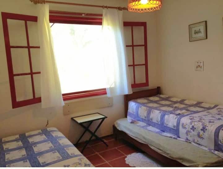 Стая 3 с изглед към градината, 4 легла 