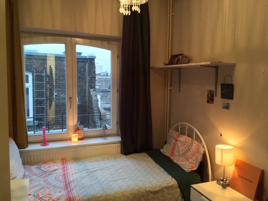 Cosy single