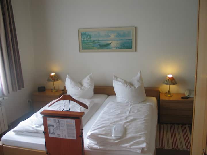 1. obrázok ponuky Apartmán s 2 izbami a 2x sprchovacím kútom/WC a kuchynkou