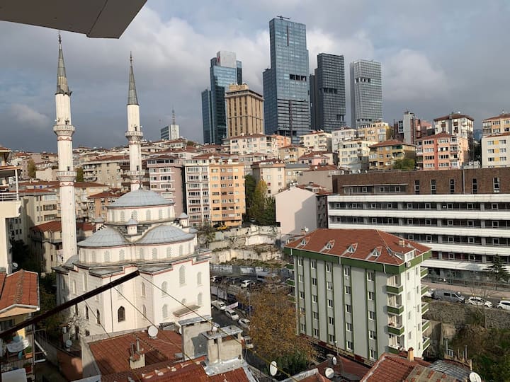 İStanbul/şişli Cevahir Avm Yanı - Şişli