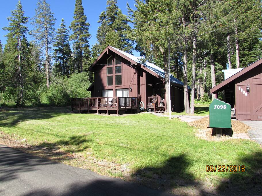 Main & Guest Cabins