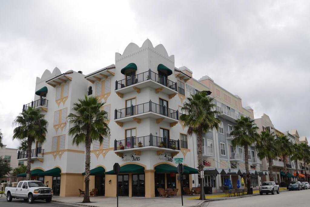 Avalon Park Town Center