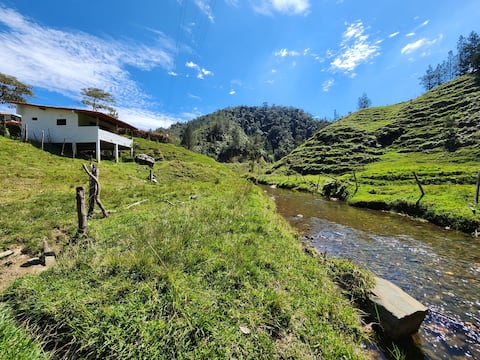 El Campamento II Cabin