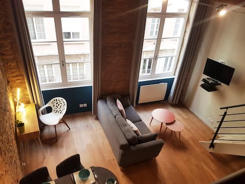 Top Airbnb: Charming typical Canut apartment - Lyon center in Métropole De Lyon