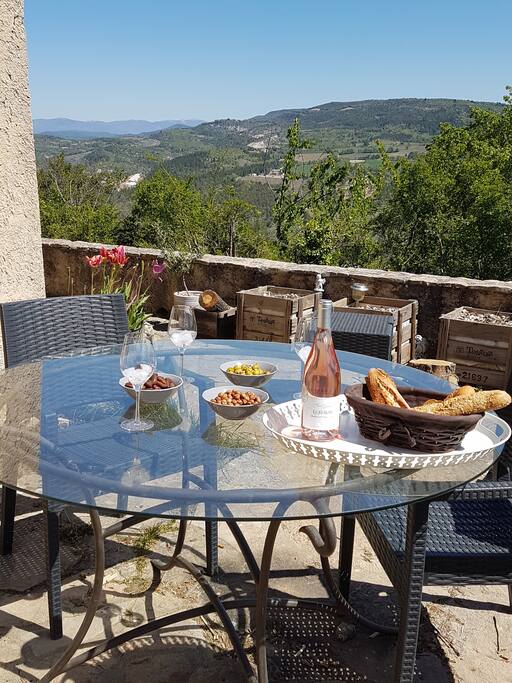 Apéritif en terrasse