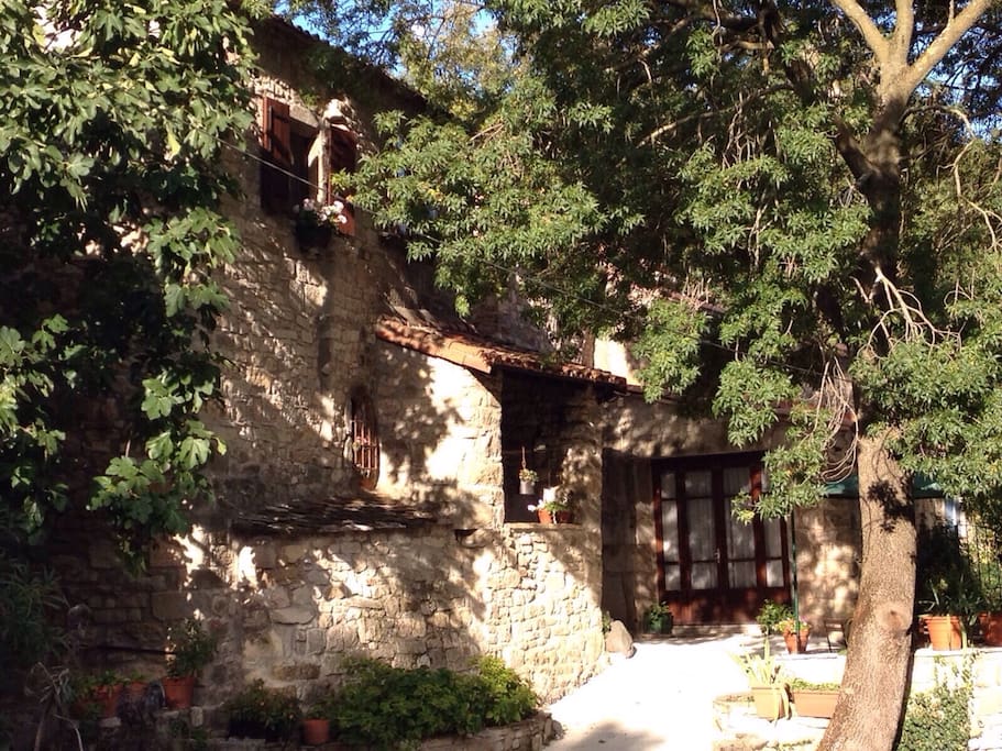 in diesem Natursteinhaus ist es im Sommer sehr angenehm kühl