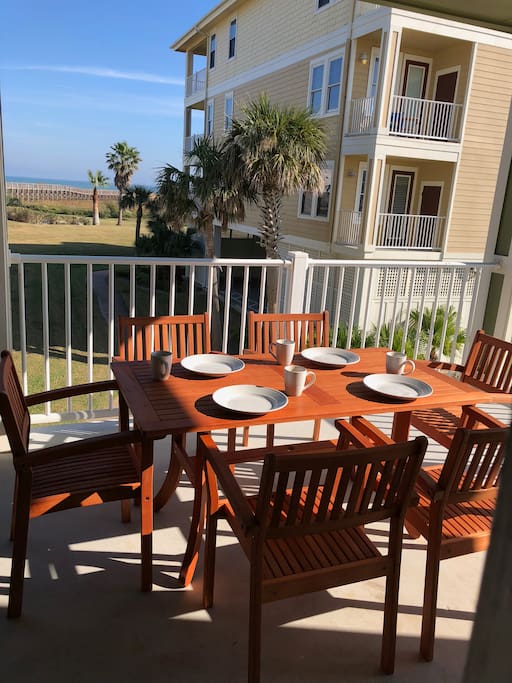 Enjoy Breakfast and lunch on this beautiful balcony with the Ocean view