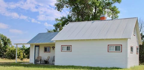Aunt Myrna’s Cabin