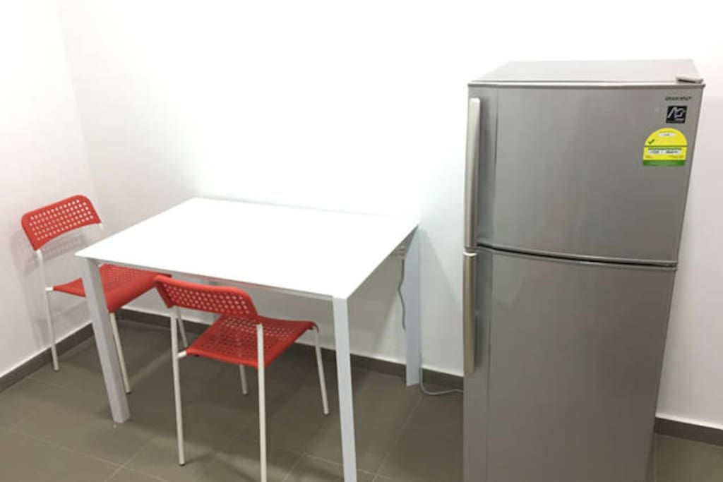 Coffe Table and Fridge