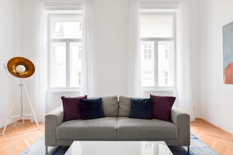 Effortless Elegance in the Historic 9th District of Vienna