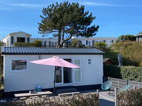 Chalet Marbella in the dunes of Amsterdam beach