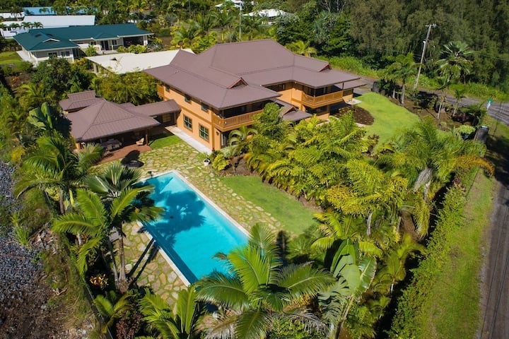 Villa Paraiso Hawaii Huge Pool & Hot Tub. Up to 12