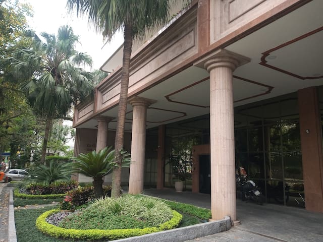 Leblon, silencioso, segurança 24H, vista livre