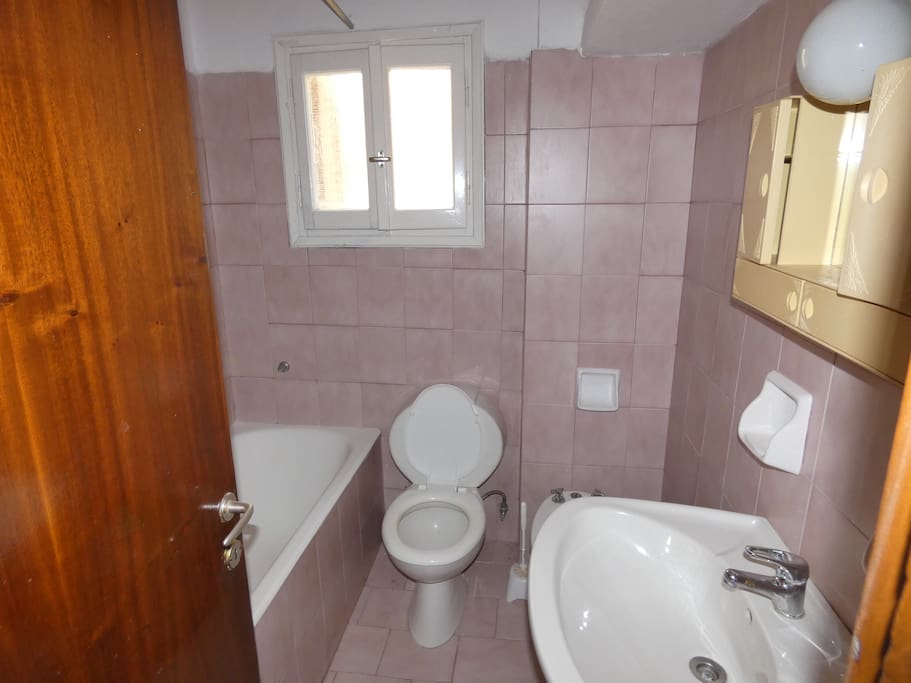 Bath & WC