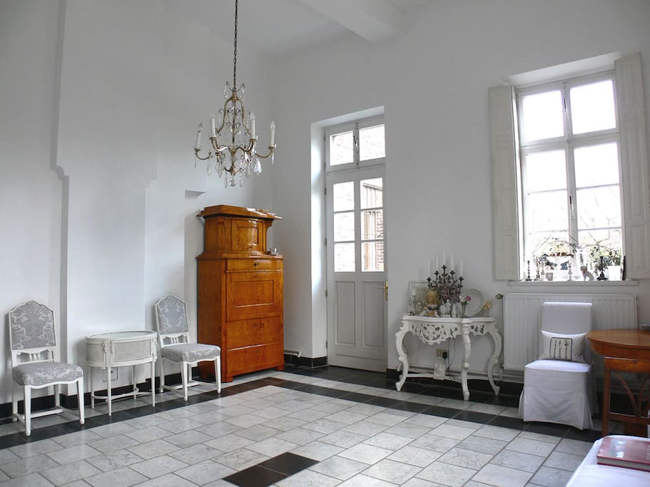Erdgeschoss Gartensalon