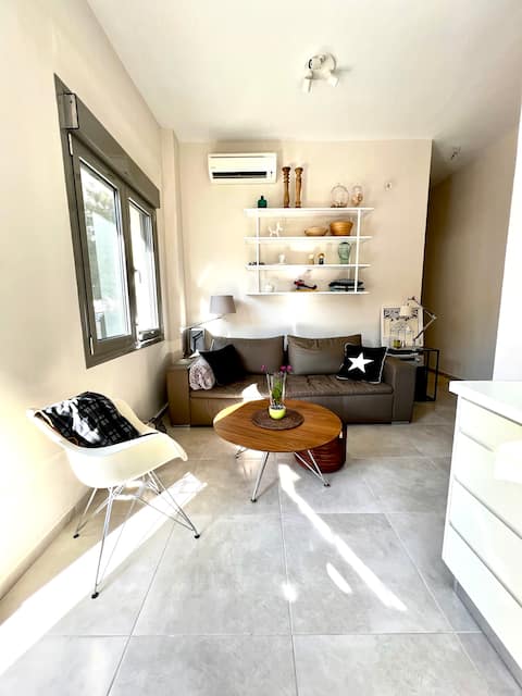 Nikaia METRO Nikea - Peaceful House