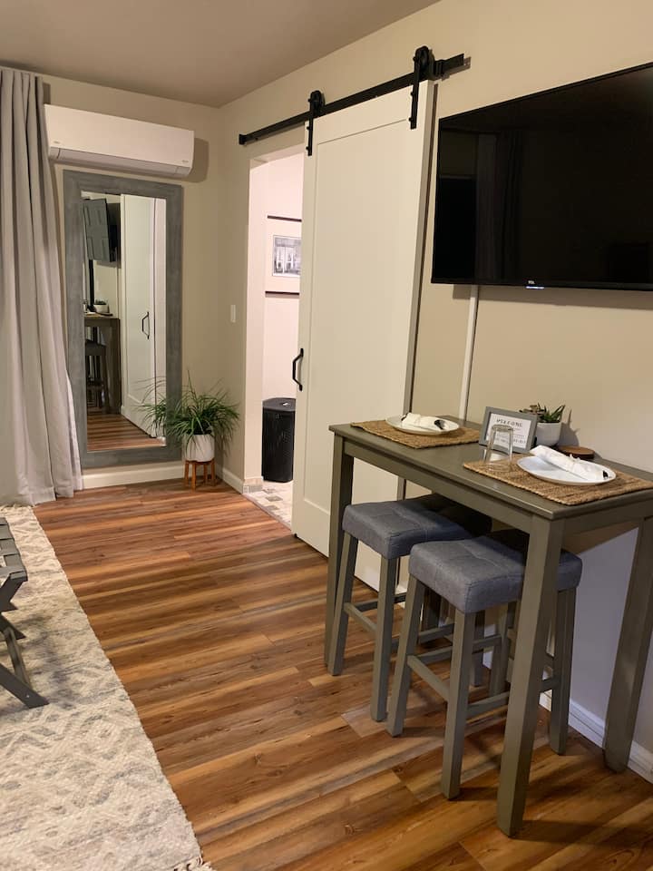 Yosemite Adventure Basecamp | Cozy Retreat - Groveland, CA