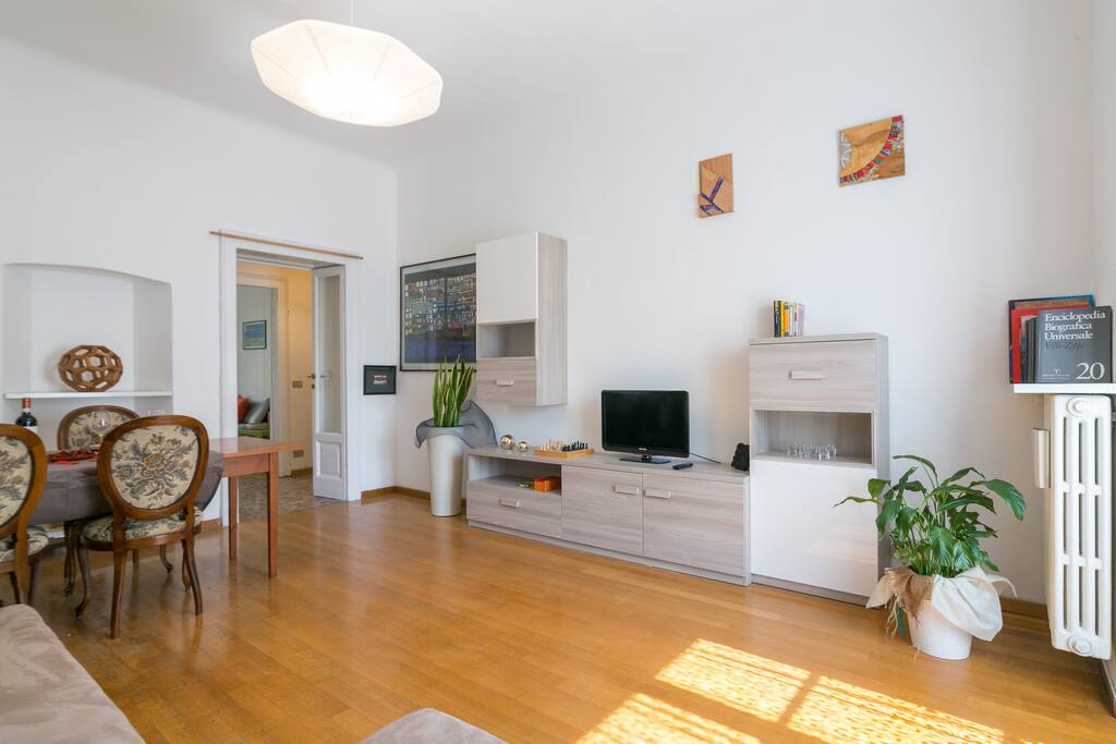 living room with dining table