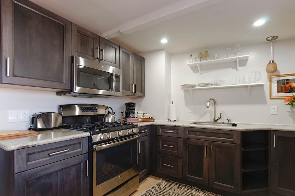 Fully furnished kitchen for your basic cooking needs. All new appliances