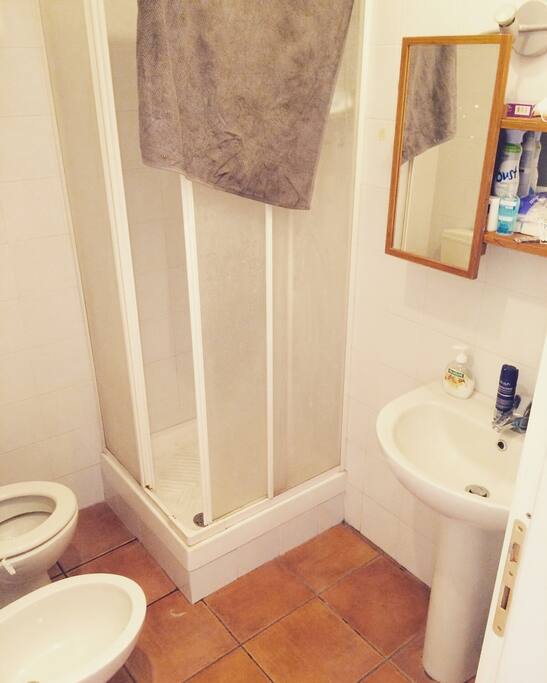 Bathroom 1st floor